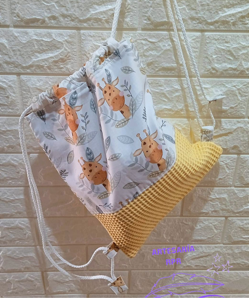 Mochila saco infantil jirafa hecho a mano
