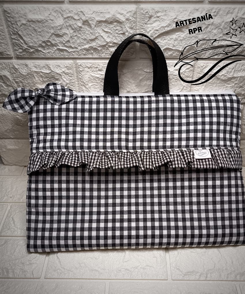 Funda de ordenador hecha a mano